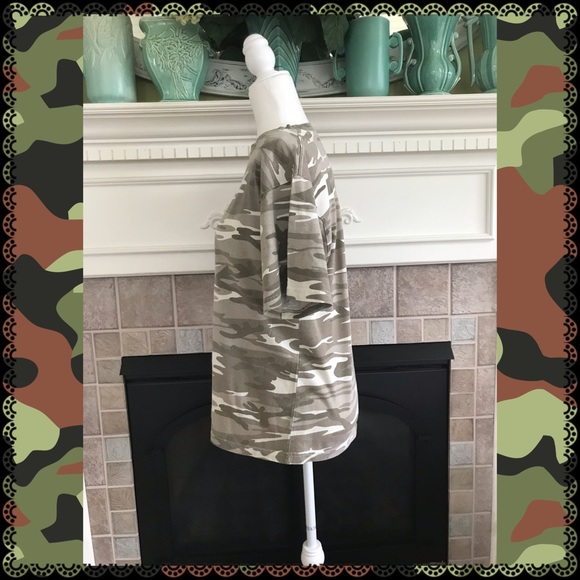 Graphite Sport cami tee, size M - Picture 2 of 4